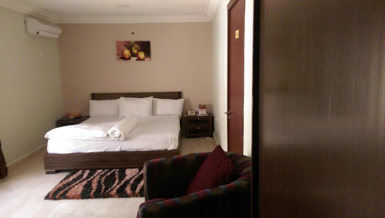 Kh Lodge أبوجا المظهر الخارجي الصورة